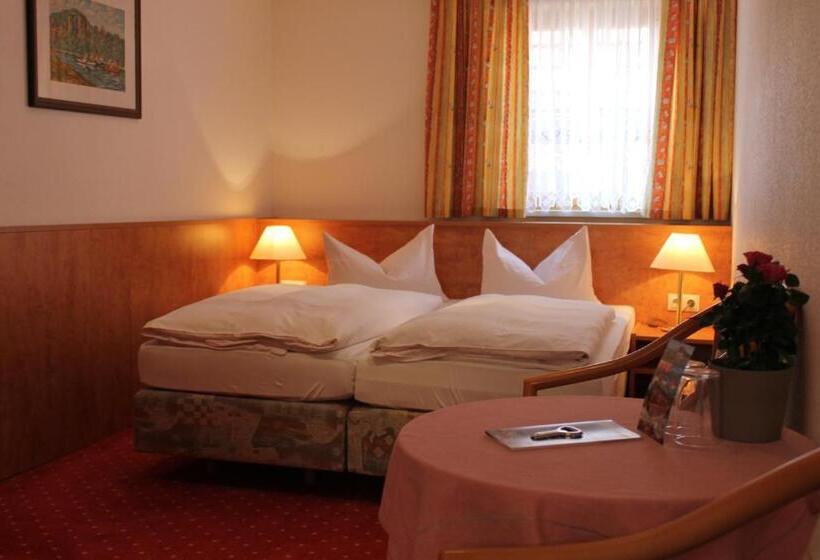 Номер Стандарт, Gasthaus& Pension Zum Roten Haus