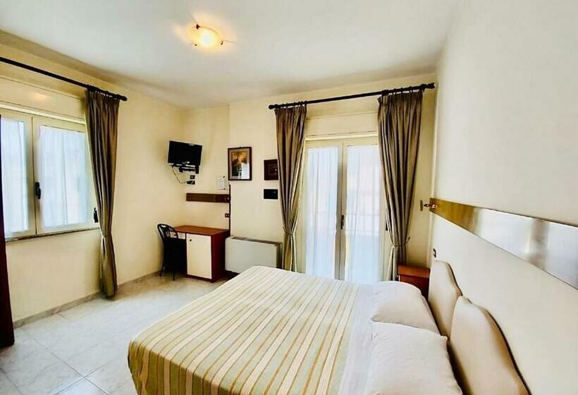 스탠다드 룸, Albergo Delle Rose
