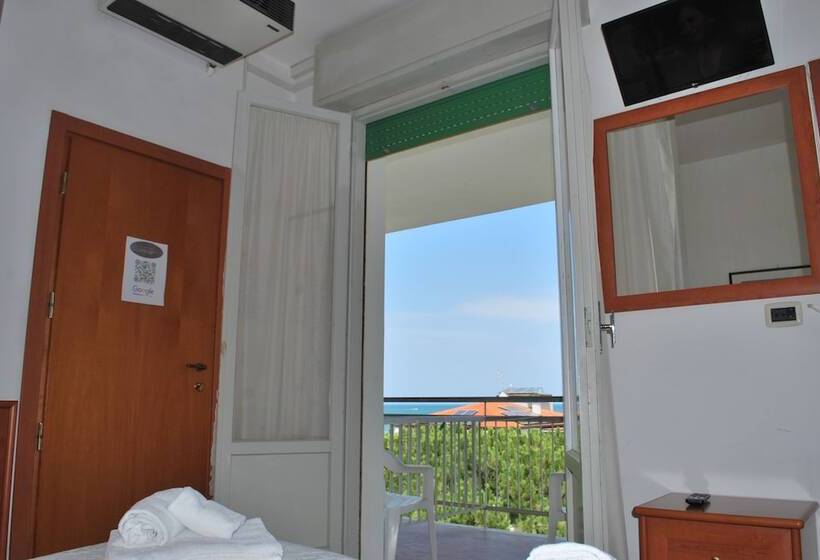 Номер Стандарт Трехместный, Villa Verde