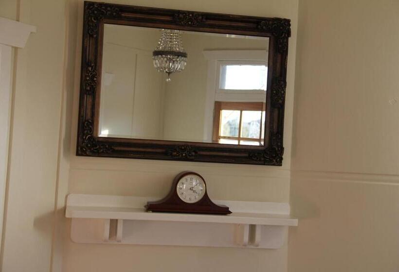 Апартаменты 1 Спальня, Mentor Chambers Apartment Bed & Breakfast