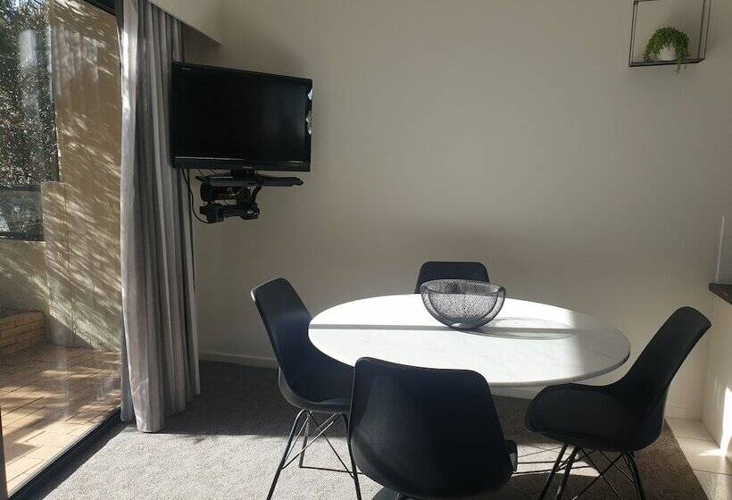 스탠다드 룸 킹사이즈 침대, Metung Waters Motel And Apartments