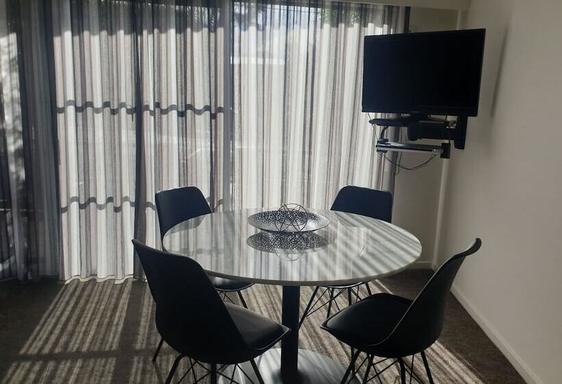 스탠다드 룸 킹사이즈 침대, Metung Waters Motel And Apartments