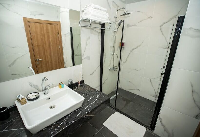 Family Suite, Nova Suite
