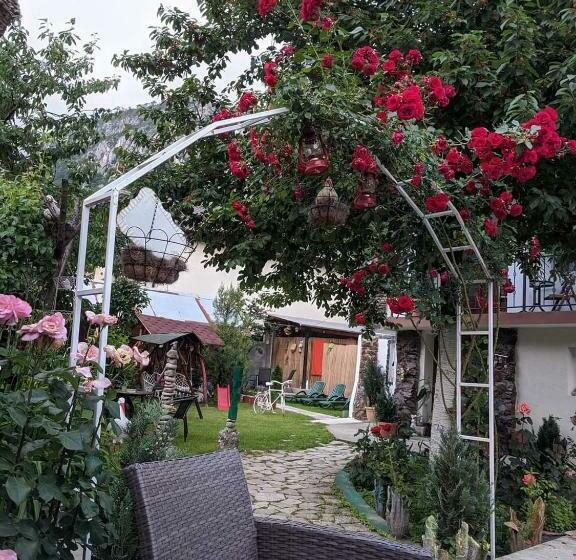 آپارتمان 1 خوابه همکف, Casa Adelina