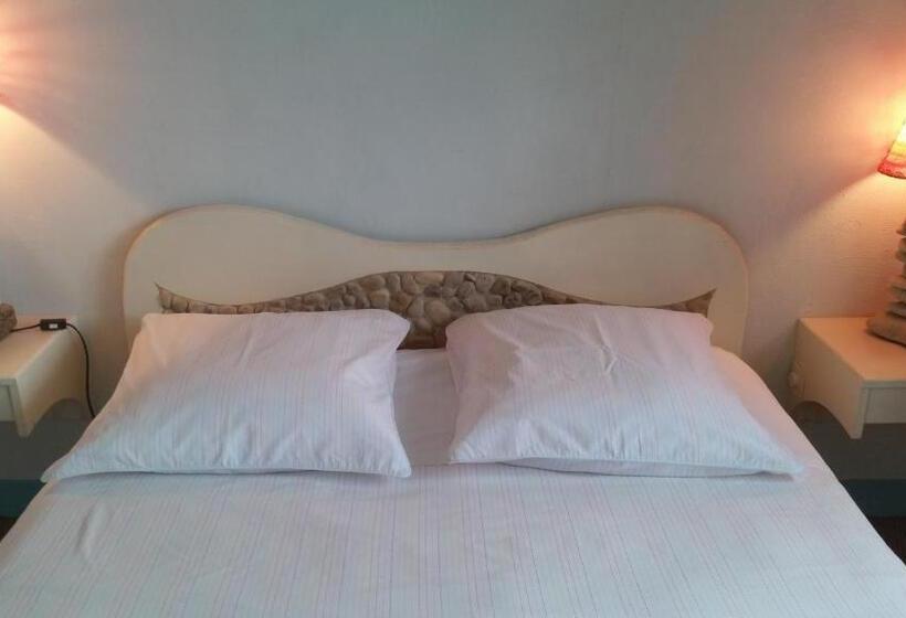 Номер Стандарт Трехместный, Chambres D'hôtes Manoir Du Chêne