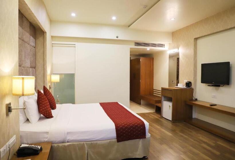 Номер Deluxe, Boulevard 9 Luxury Resort & Spa