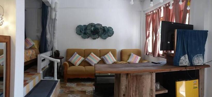 Четырехместный Номер Стандарт, Banthorphan Resort
