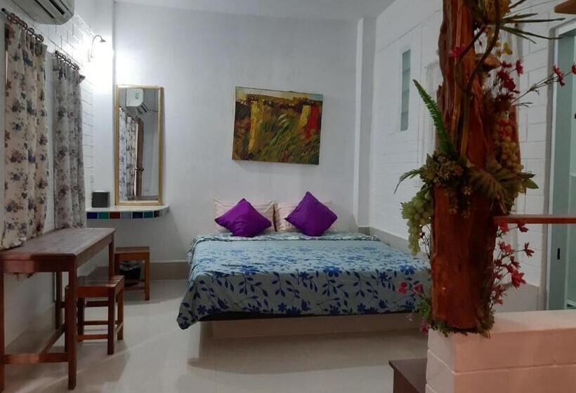 Номер Стандарт Трехместный, Banthorphan Resort