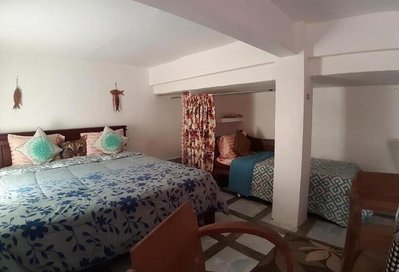 Номер Стандарт Трехместный, Banthorphan Resort