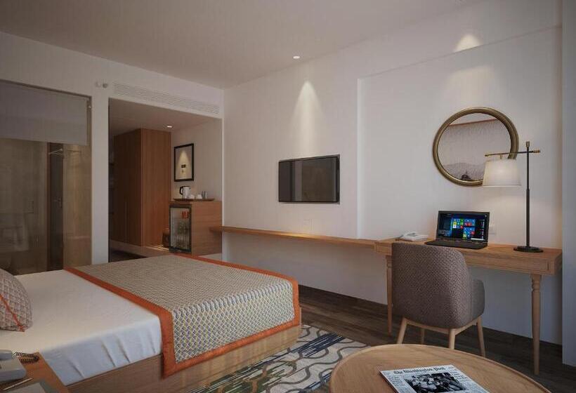 Номер Superior, Bellevue Sarovar Premiere Junagadh