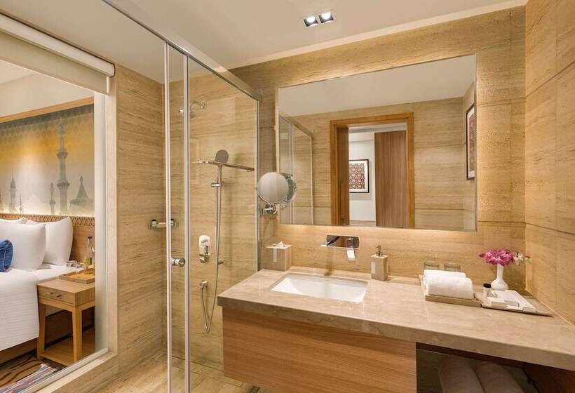 Номер Deluxe, Bellevue Sarovar Premiere Junagadh