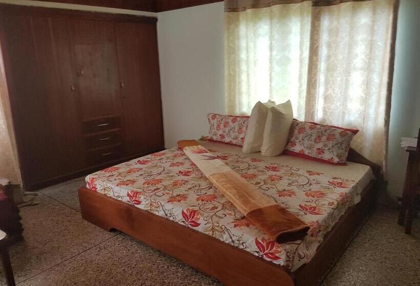 Номер Стандарт, Jackson Guesthouse Anomabo
