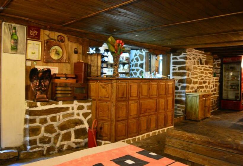 غرفة قياسية, The Old House Guest House