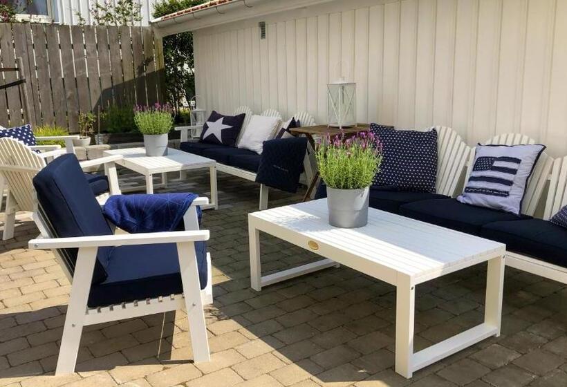 Апартаменты 1 Спальня Вид на Море, Skaftö Hotell Villa Lönndal, Grundsund