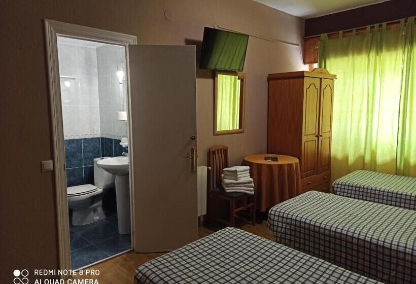 4인용 스탠다드 룸, Hostal La Torre
