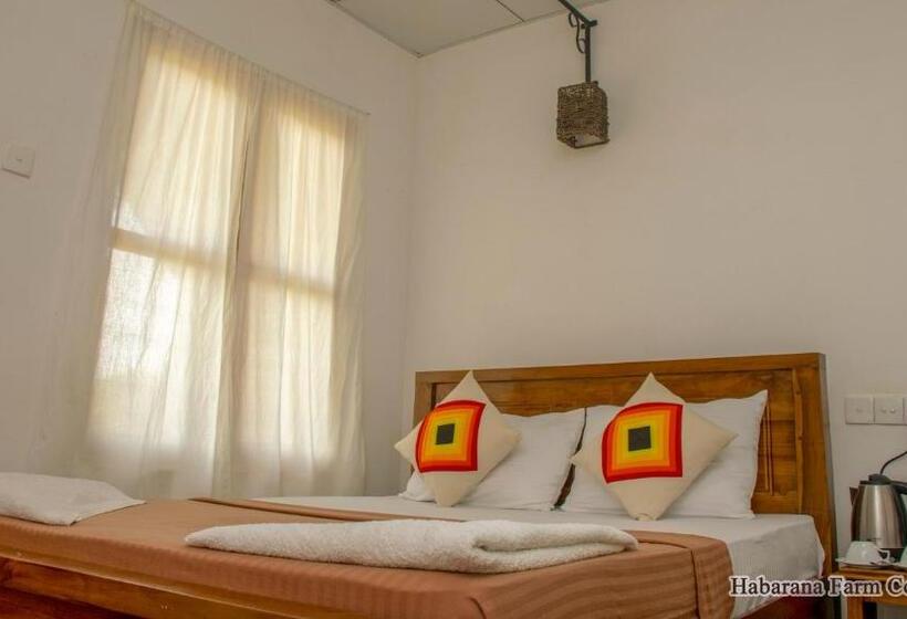 Семейный Номер, Habarana Farm Cottage