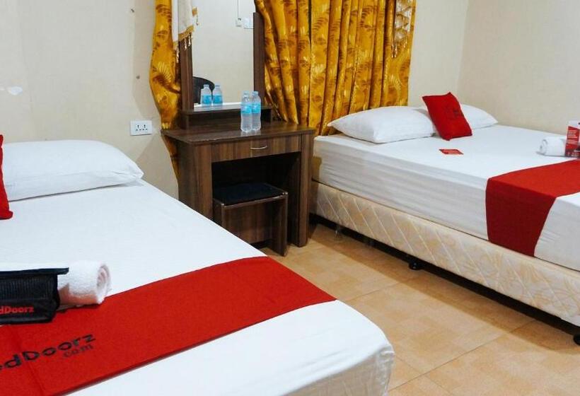 Номер Deluxe, Reddoorz Near Talisay District Hospital