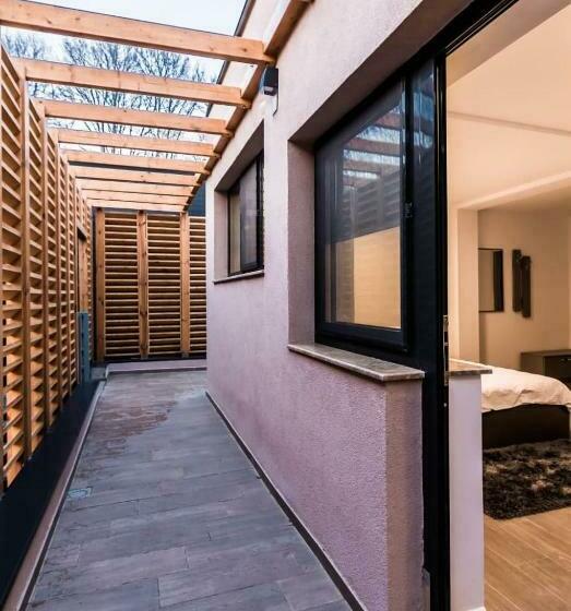 스탠다드 룸, Forest M,constanta