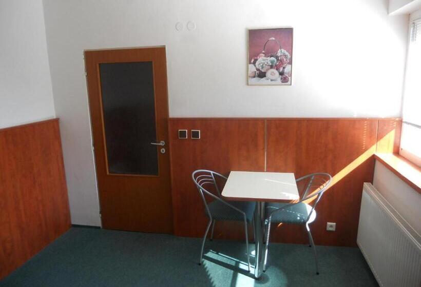 Номер Стандарт, Penzion Kaplna