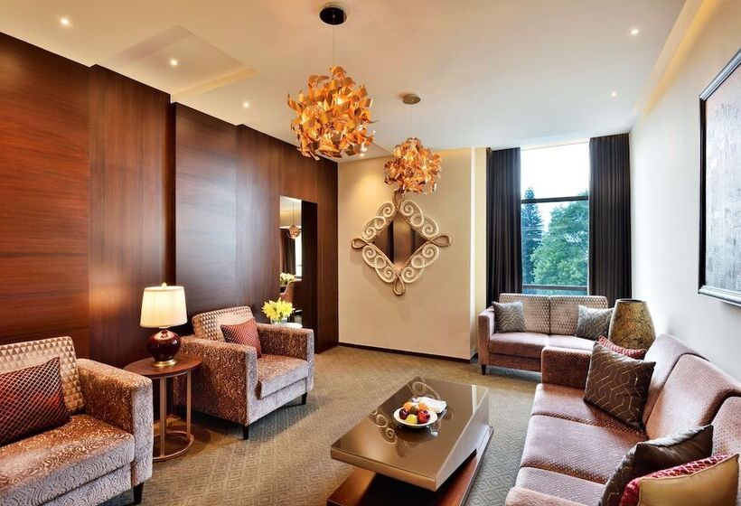 스위트, Radisson Blu Atria Bengaluru
