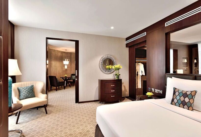 스위트, Radisson Blu Atria Bengaluru