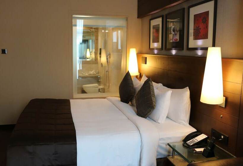 디럭스 룸, Radisson Blu Atria Bengaluru