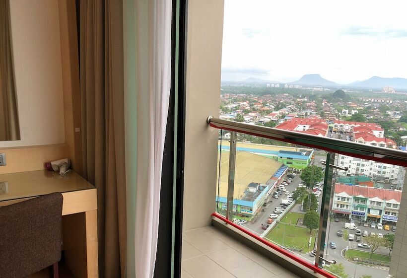 Апартаменты Comfort 3 Спальни, Luco Apartments At Imperial Suites