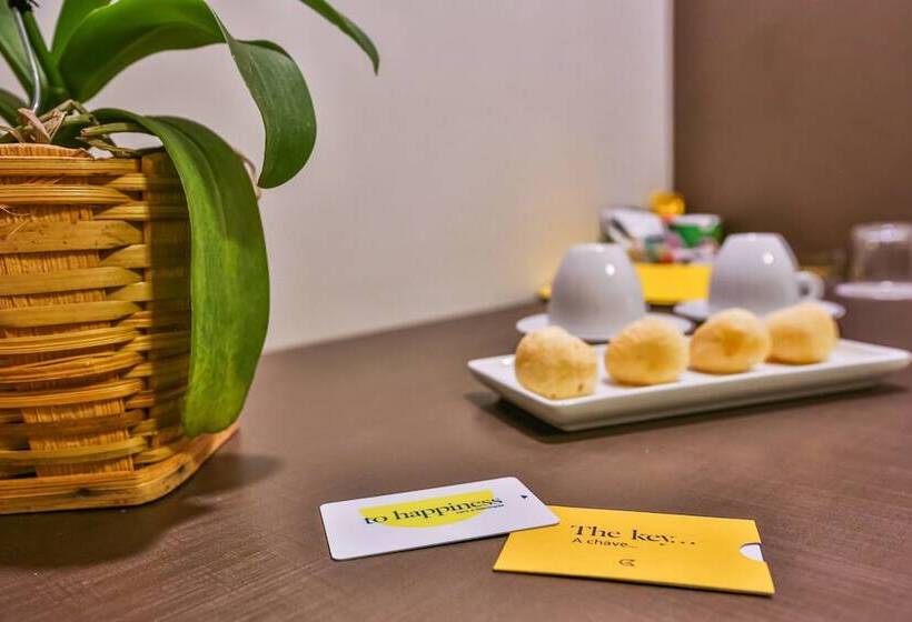 اتاق استاندارد با تخت دوبل, Golden Tulip Goiania Address