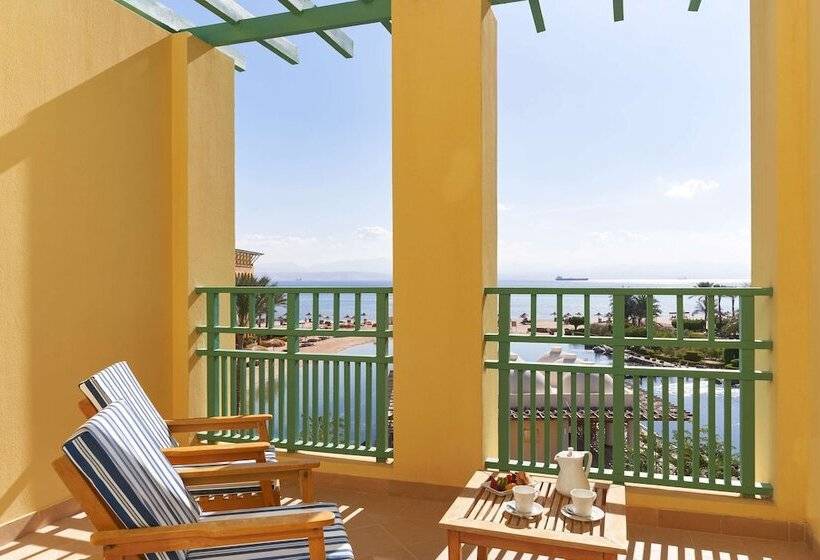 اتاق استاندارد با تخت بزرگ, Strand Beach Resort