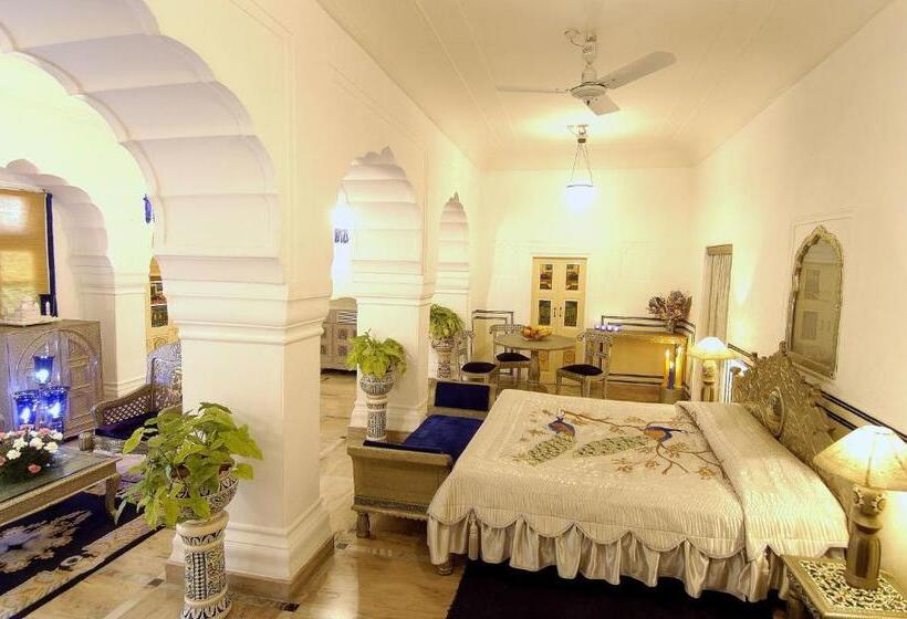 豪华房间, The Raj Palace