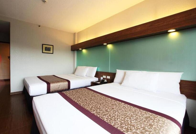 Номер Стандарт, Microtel By Wyndham Baguio