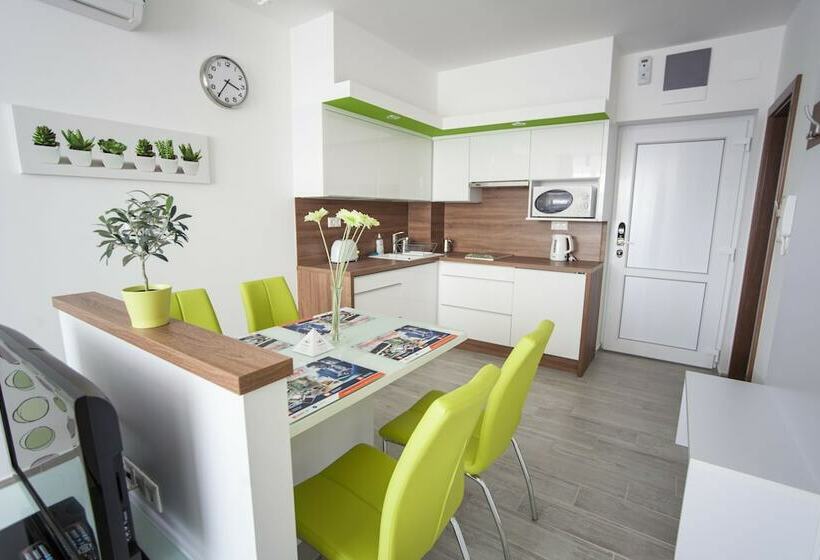 Апартаменты Superior 1 Спальня, Zafir Apartmanhaz