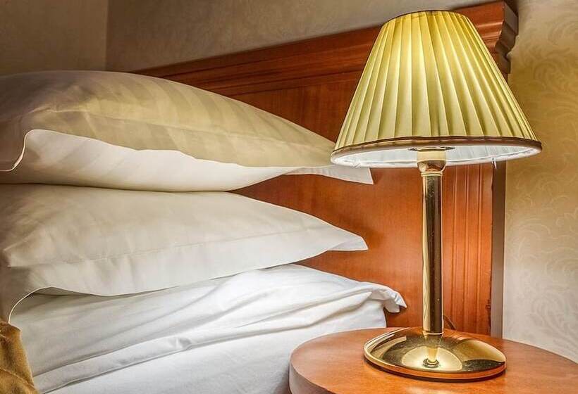 Одноместный Номер Basic, Boutique Hotel Ambassadori Moscow