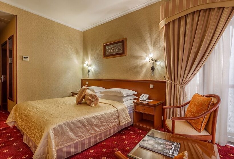 Номер Стандарт, Boutique Hotel Ambassadori Moscow