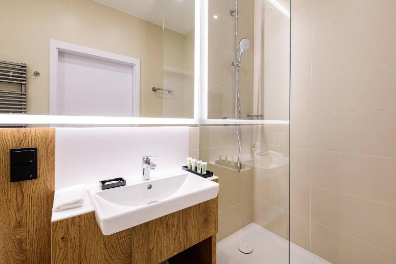 Номер Deluxe, Courtyard By Marriott Warsaw Airport