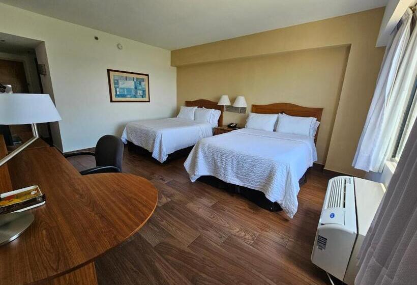 غرفه قياسيه سريرين مزدوجين, Fiesta Inn Tampico