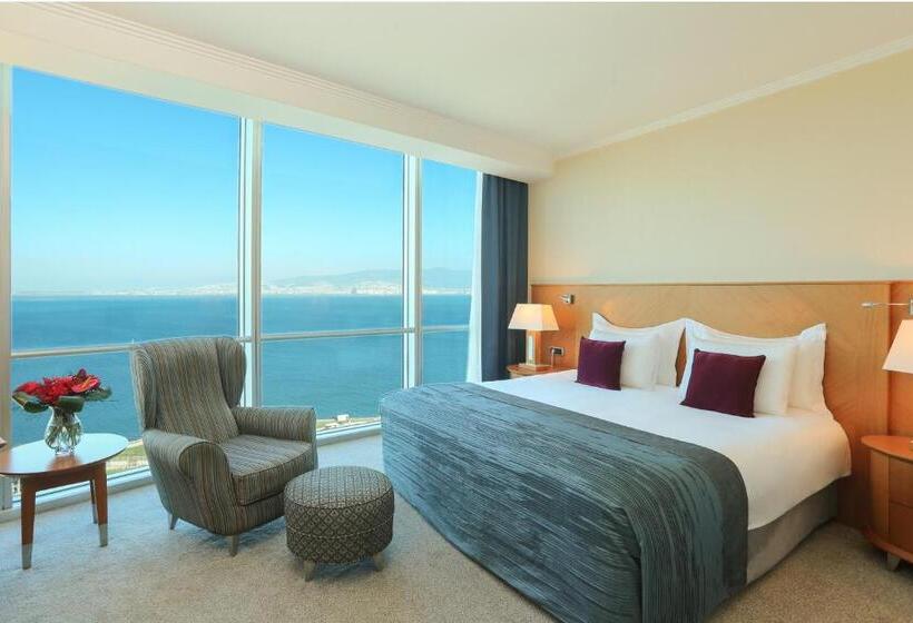 带大床的标准间, Wyndham Grand Izmir Ozdilek Thermal & Spa