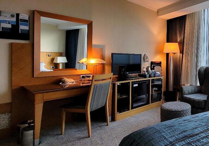 带海景的标准房, Wyndham Grand Izmir Ozdilek Thermal & Spa