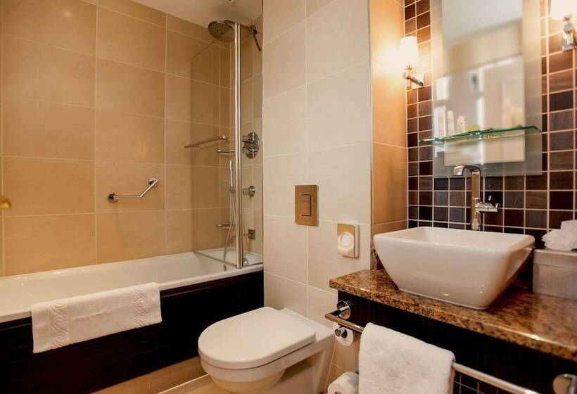 Номер Стандарт Индивидуальный, Doubletree By Hilton Dunblane Hydro