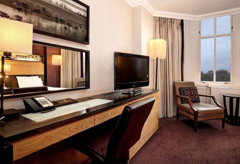 Номер Стандарт Плюс, Doubletree By Hilton Dunblane Hydro