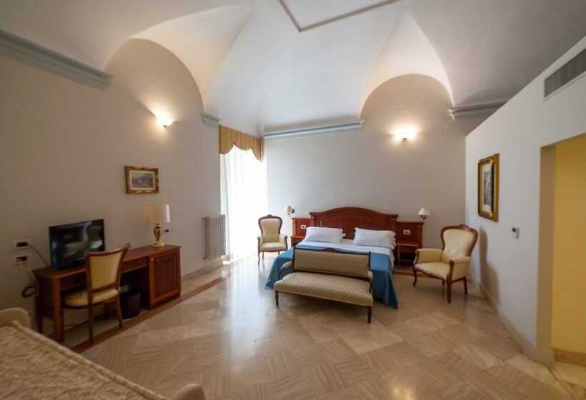 标准间, Villa Tuscolana