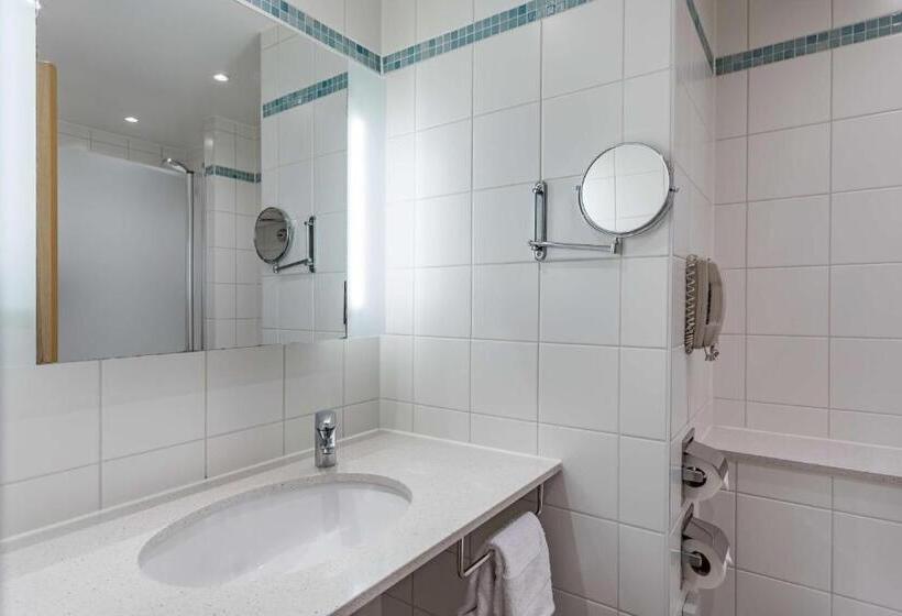اتاق استاندارد, Radisson Blu Hotel London Stansted Airport
