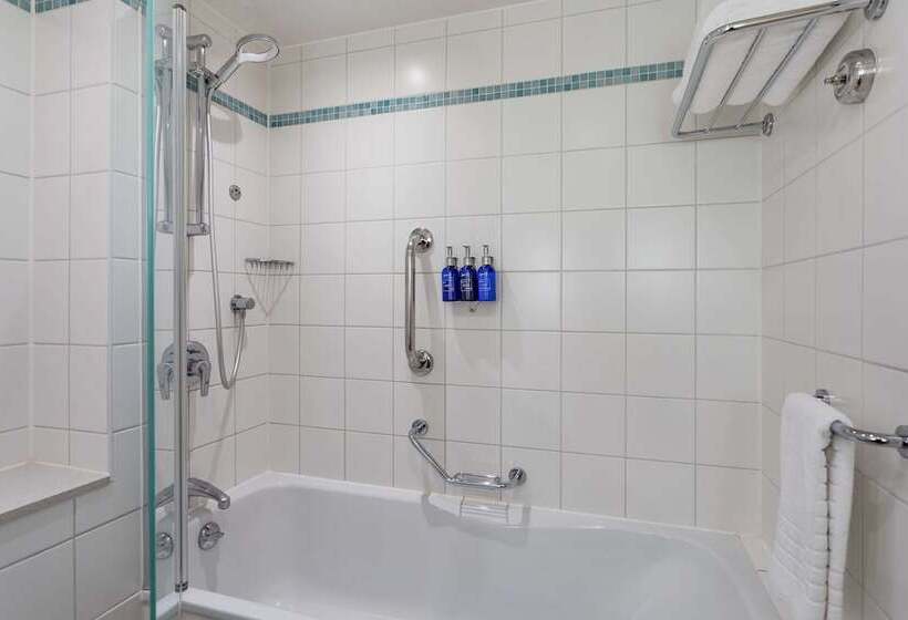 Номер Стандарт, Radisson Blu Hotel London Stansted Airport