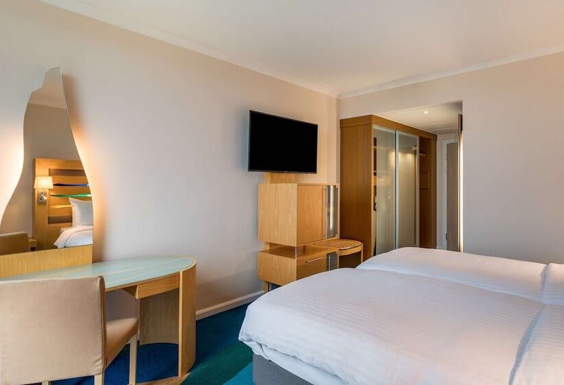 اتاق استاندارد, Radisson Blu Hotel London Stansted Airport
