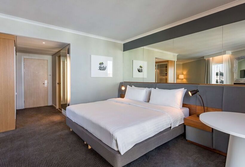سوییت جونیور, Radisson Blu Hotel London Stansted Airport