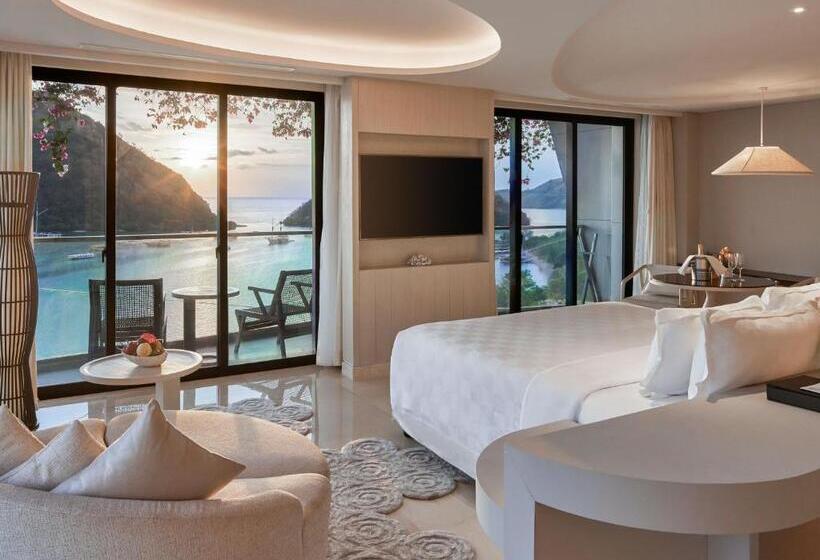 Люкс Вид на Море, Ayana Komodo Waecicu Beach