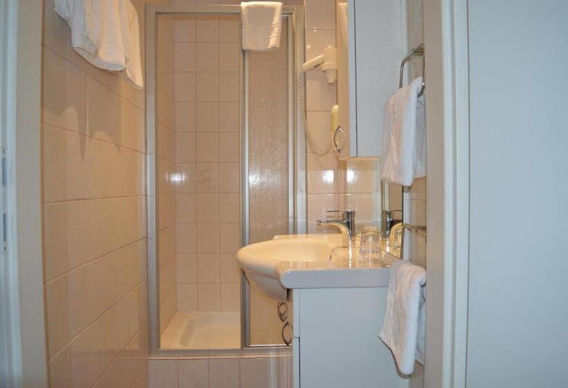 Семейный Номер, B & B Gmeineck