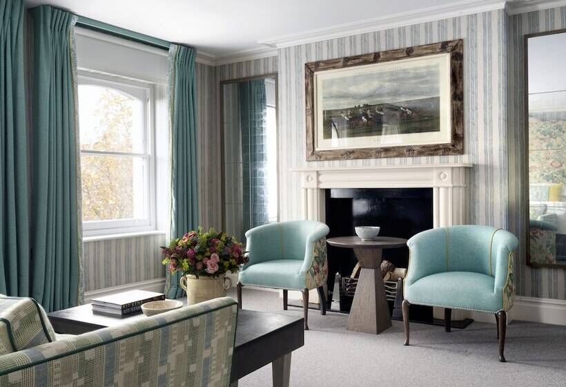 Полулюкс, Knightsbridge Hotel, Firmdale Hotels