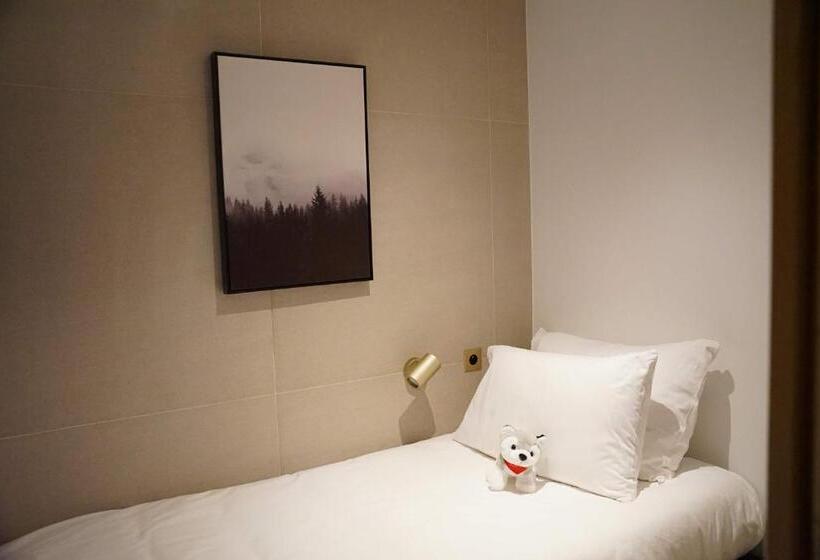 اتاق استاندارد سه نفره, Hôtel Le Diamond Rock