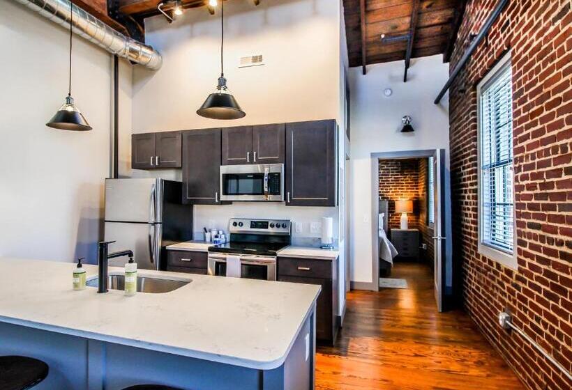 豪华套房, The Lofts At Downtown Salem